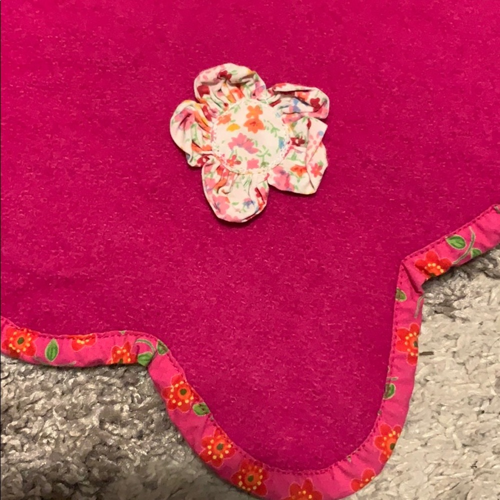 POTTERY BARN KIDS - Hot pink wool throw w/ unique cotton flowers sewn throughout